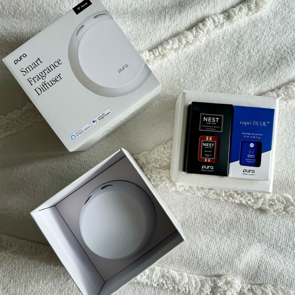 Brand new PURA smart scent home fragrance diffuser